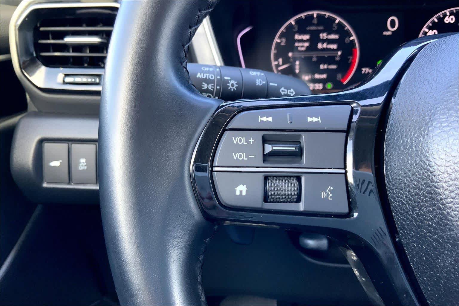 Used 2025 Honda Pilot EX-L image 20