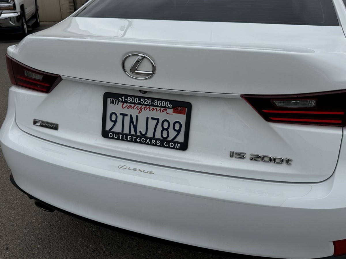 Used 2016 Lexus IS 200t w/ F Sport Package RWD image 9