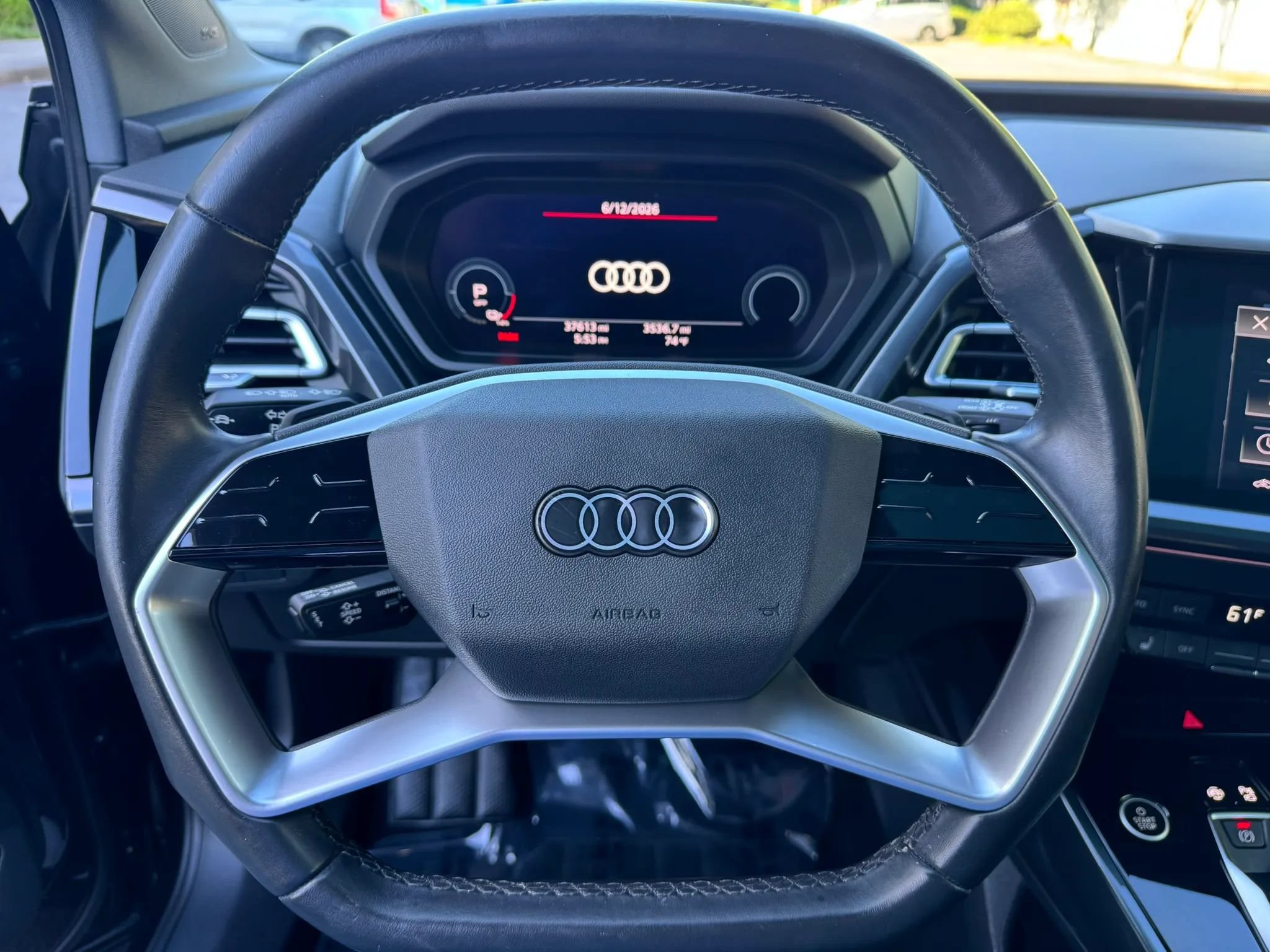 Used 2022 Audi Q4 e-tron Premium Plus w/ Premium Plus AWD/4WD image 33