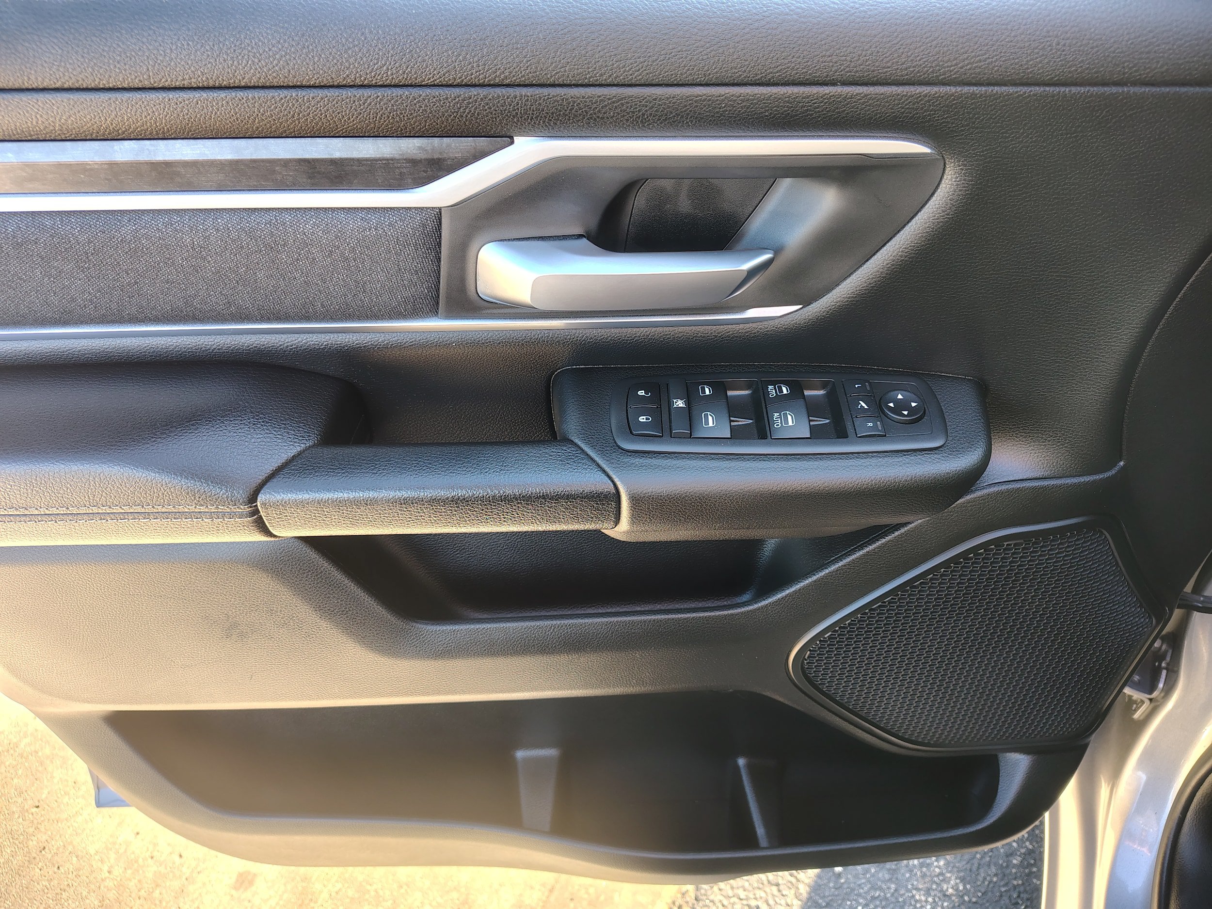 Certified 2019 RAM 1500 Big Horn AWD/4WD image 17