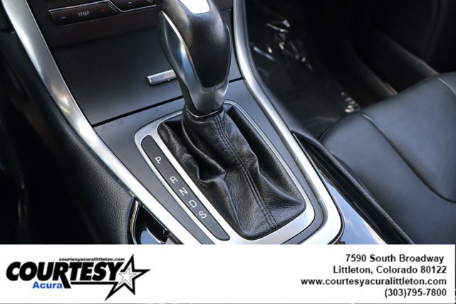 Used 2018 Ford Edge Titanium w/ Technology Package AWD/4WD image 20