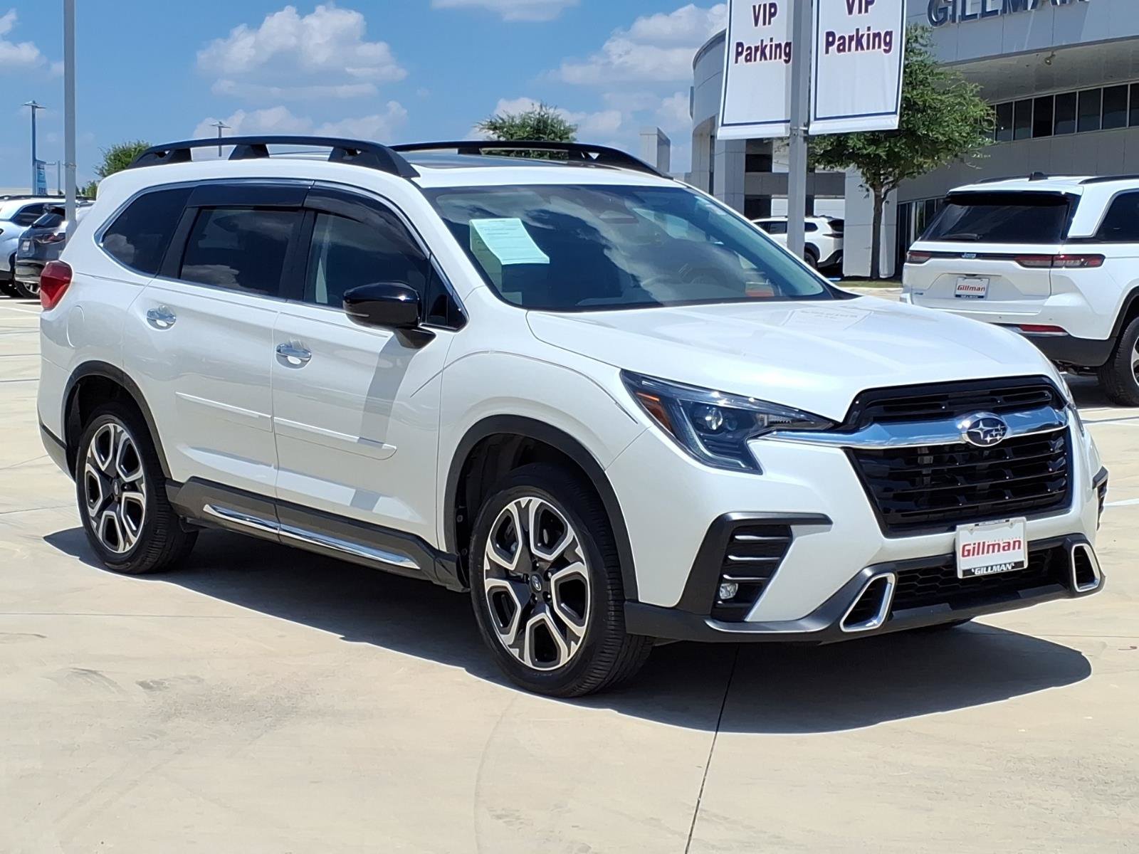 Used 2025 Subaru Ascent Touring AWD/4WD image 3