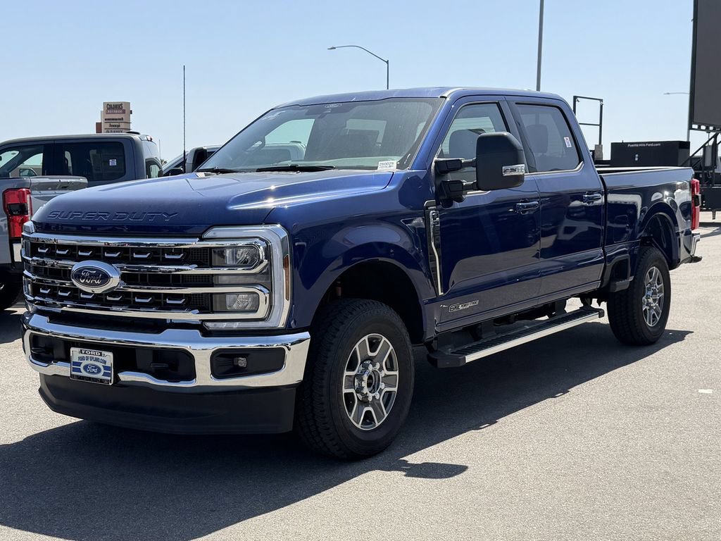 Used 2026 Ford F250 Lariat w/ FX4 Off-Road Package AWD/4WD image 4