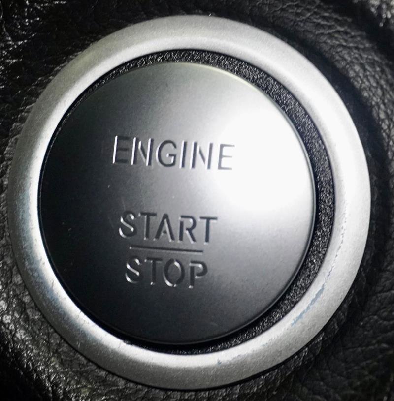 Used 2020 Mercedes-Benz GLA 250 4MATIC image 37