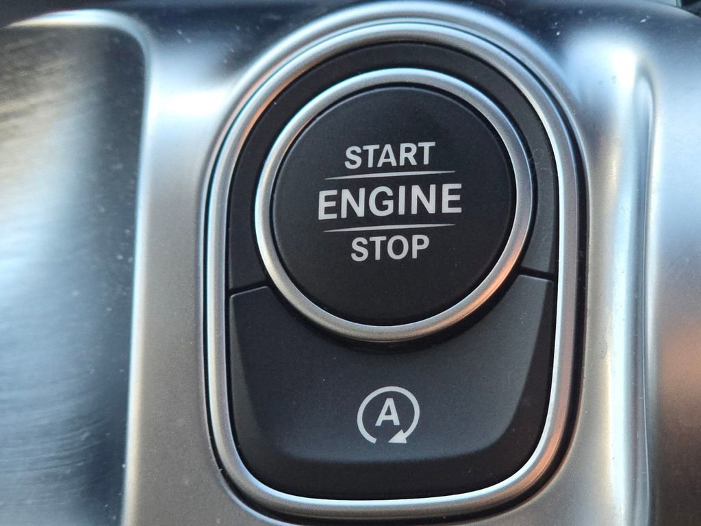 Certified 2023 Mercedes-Benz GLB 250 4MATIC image 38