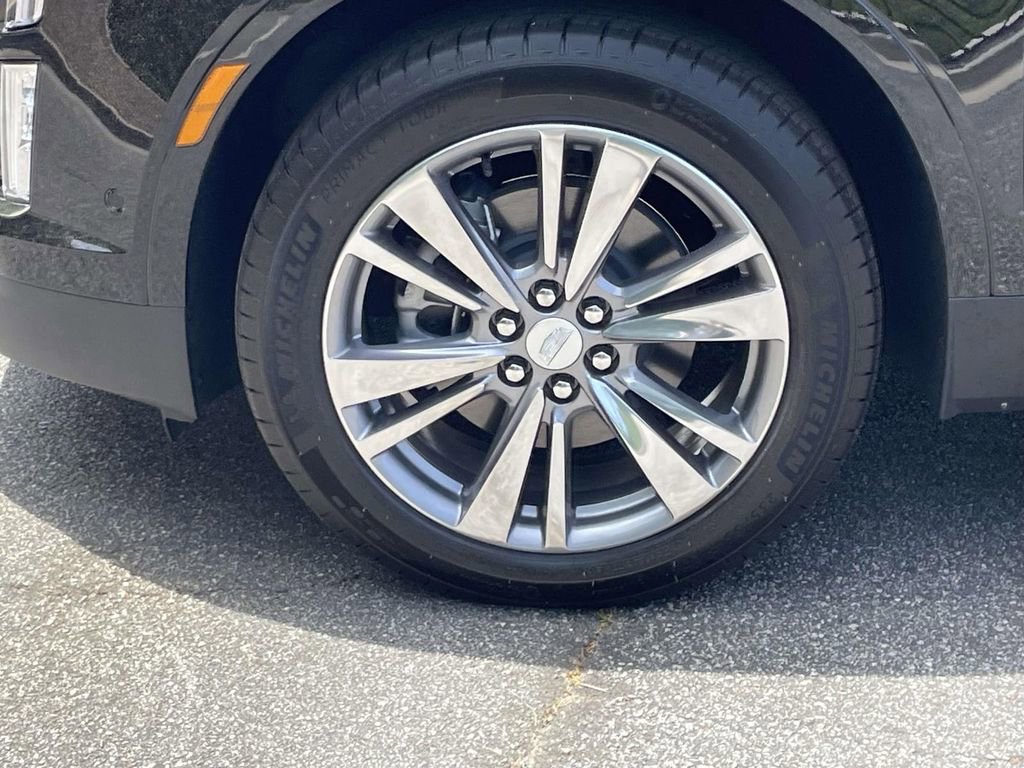New 2026 Cadillac XT5 Premium Luxury w/ Driver Assist Package FWD image 9