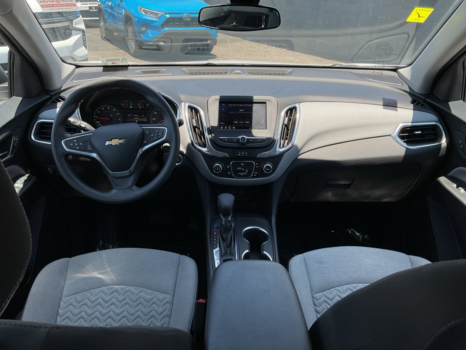 Used 2023 Chevrolet Equinox LS FWD image 17