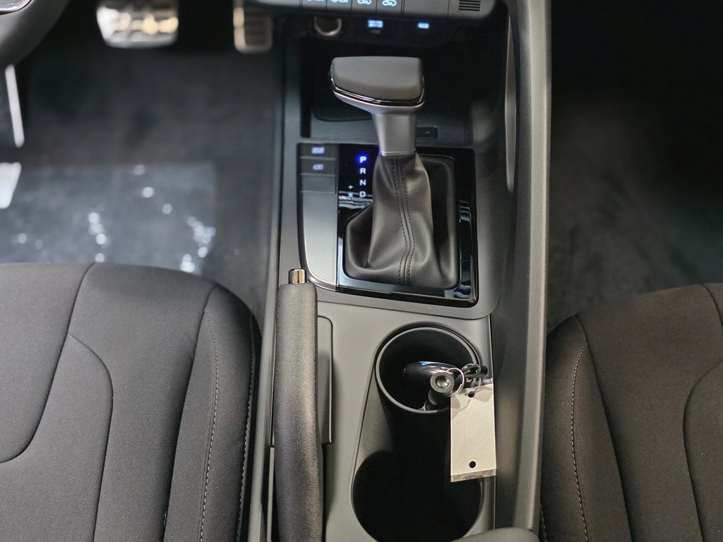 New 2026 Hyundai Elantra Sport image 22