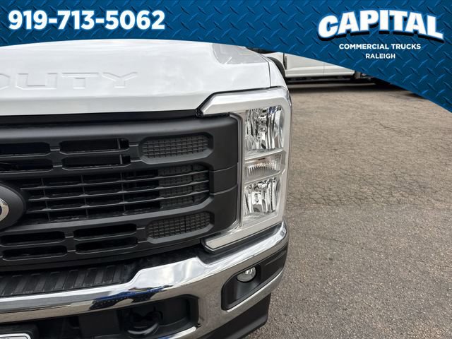 New 2026 Ford F350 XL w/ XL Chrome Package image 11