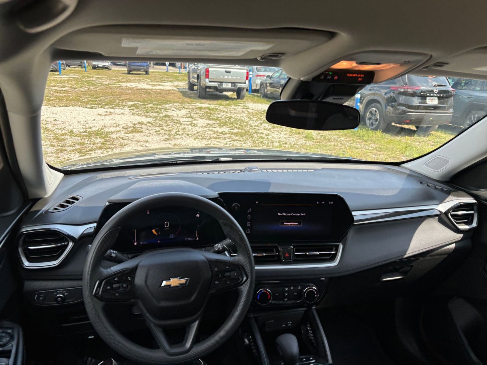 Used 2025 Chevrolet TrailBlazer LT FWD image 34
