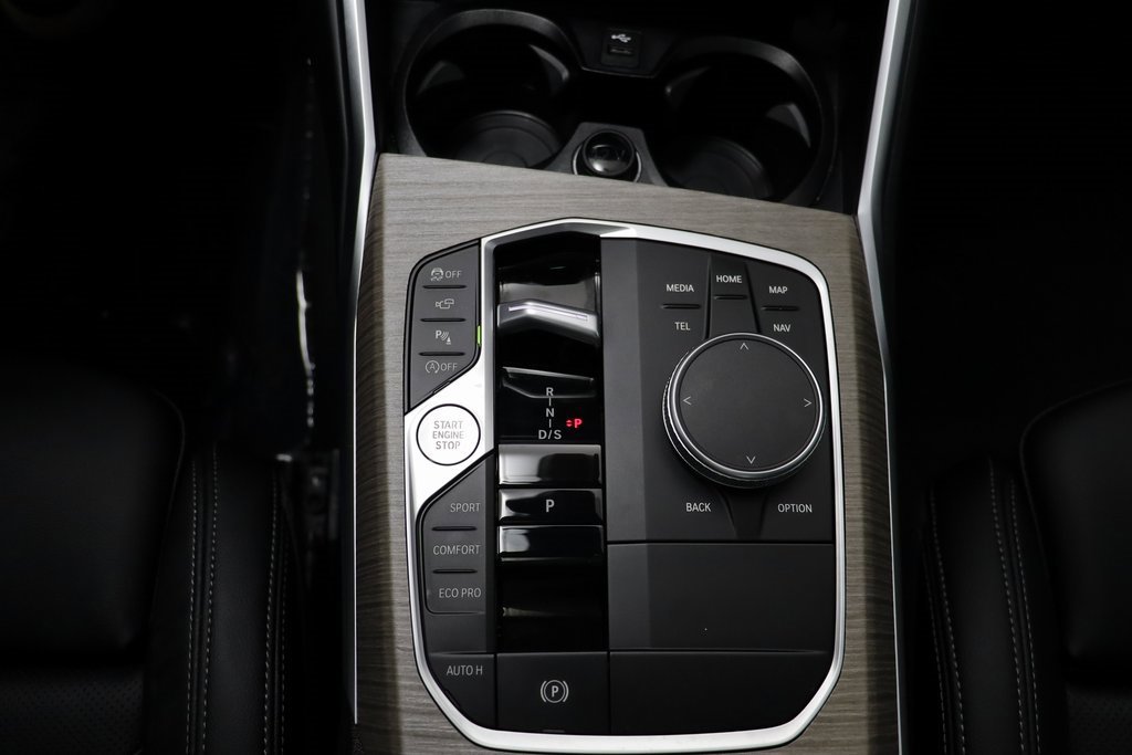 Certified 2025 BMW 330i xDrive Sedan image 11