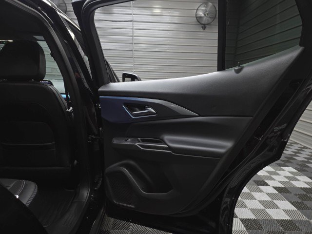 Used 2025 Chevrolet Equinox EV LT w/ Convenience Package FWD image 35