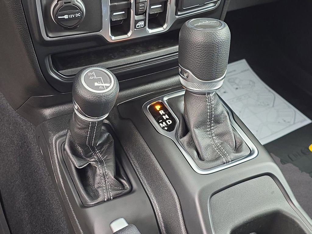 New 2025 Jeep Gladiator Sport image 20