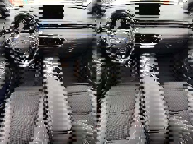 Used 2023 Genesis GV70 2.5T w/ Sport Prestige Package image 21