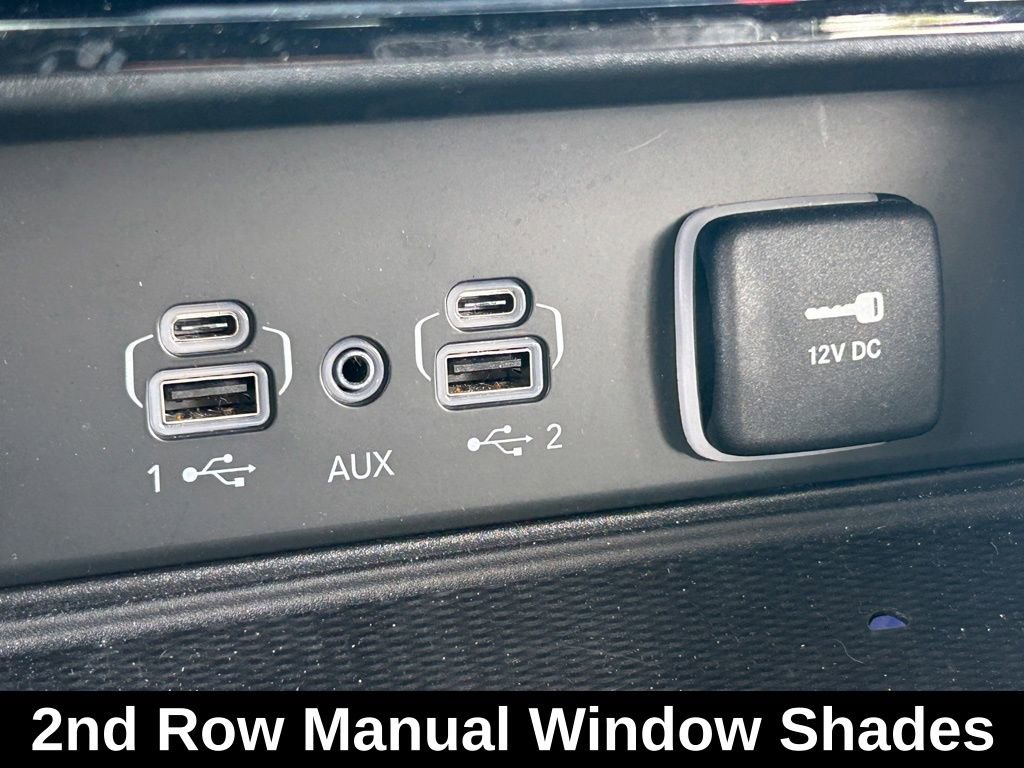 Used 2025 Jeep Grand Cherokee L Limited w/ Luxury Tech Group II image 30