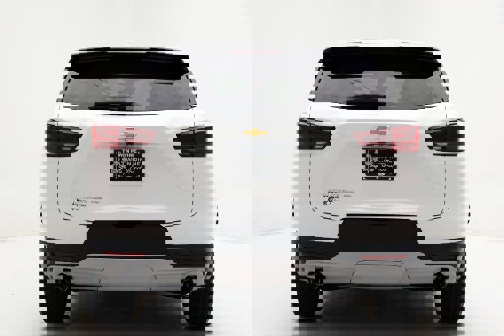 Used 2023 Chevrolet Blazer LT w/ Driver Confidence Package image 9