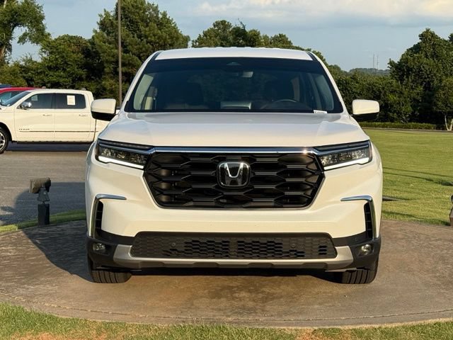 Used 2025 Honda Pilot EX-L image 2