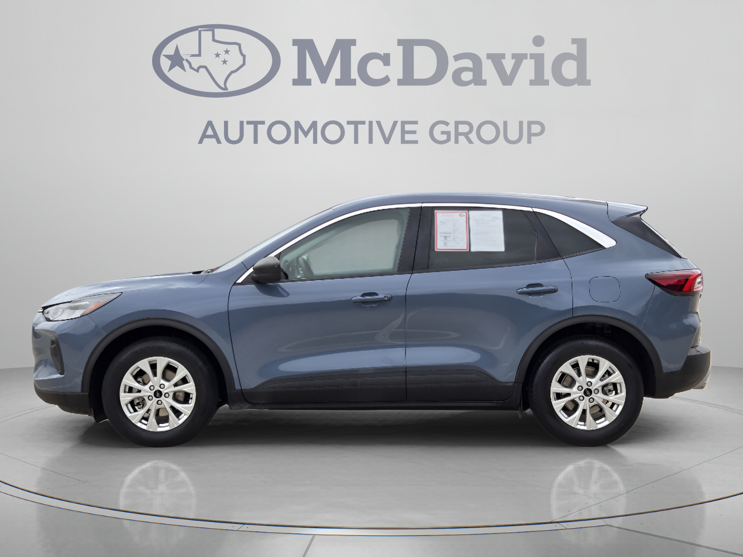 Used 2024 Ford Escape Active FWD image 2