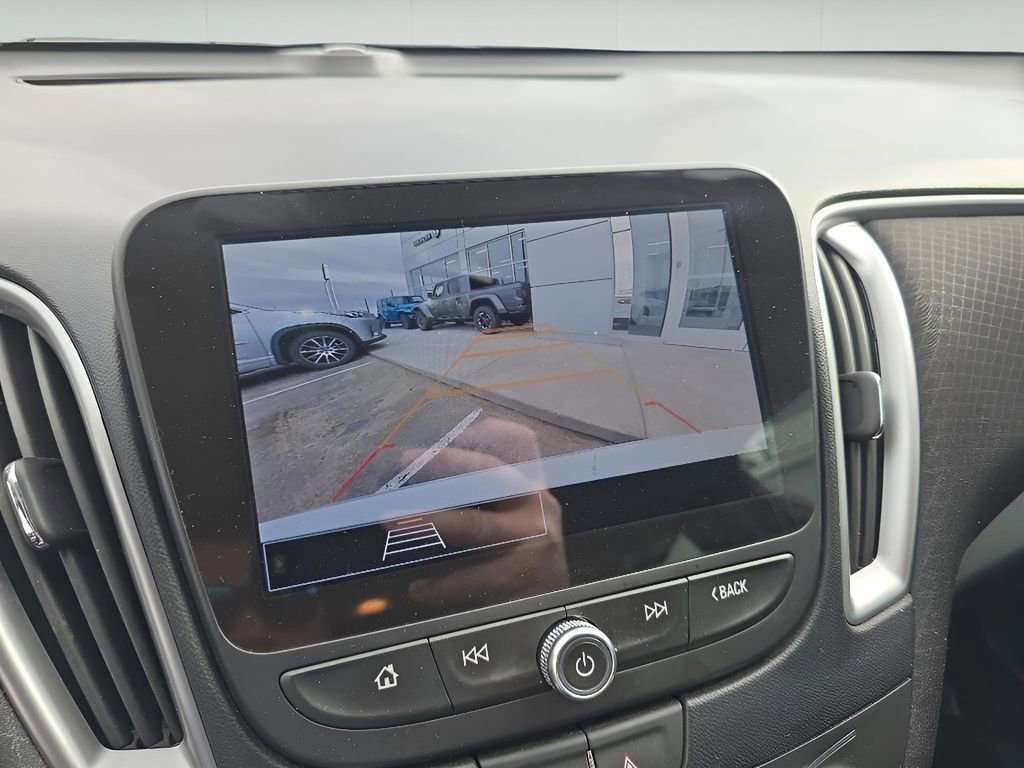 Used 2024 Chevrolet Malibu LS FWD image 23
