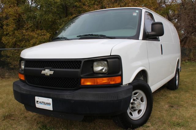 Used 2009 Chevrolet Express 2500 image 10