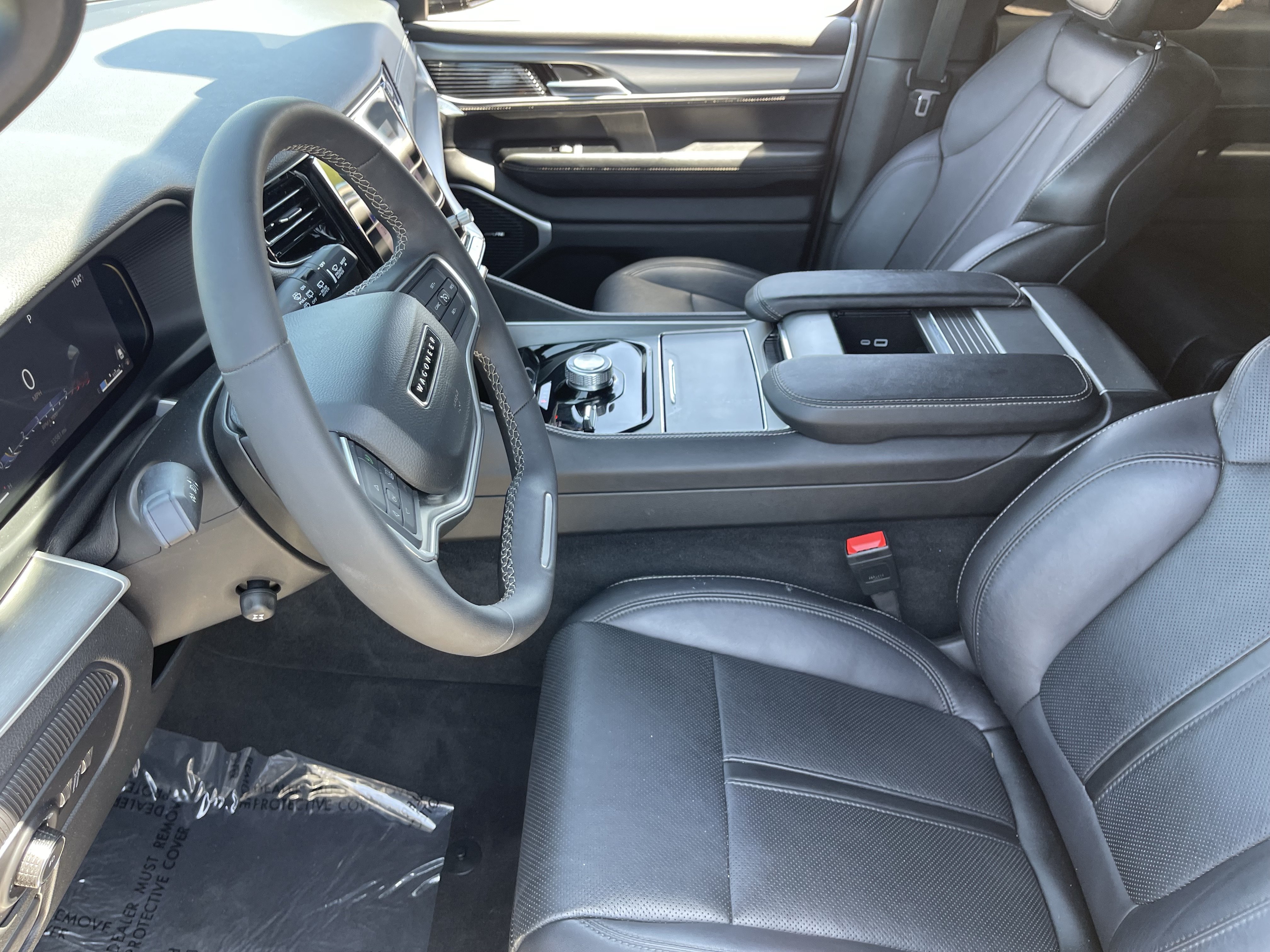 Certified 2025 Jeep Wagoneer Series II AWD/4WD image 20