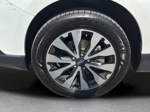 Used 2016 Subaru Outback 3.6R Limited AWD/4WD image 27