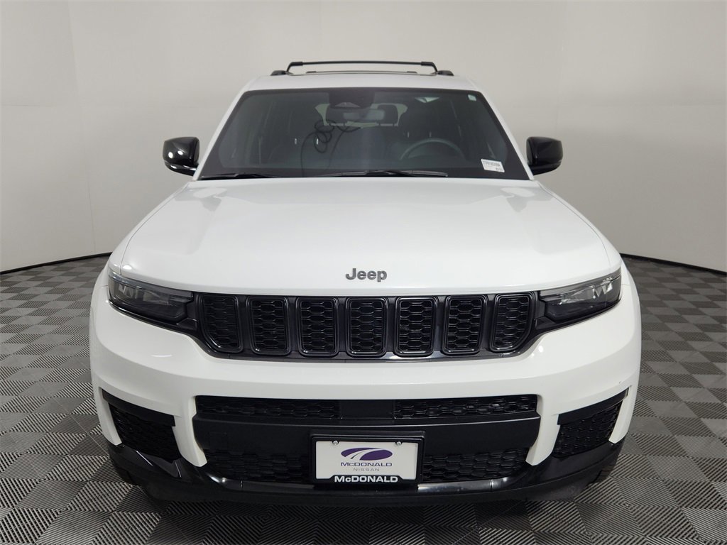 Used 2023 Jeep Grand Cherokee L Laredo image 7
