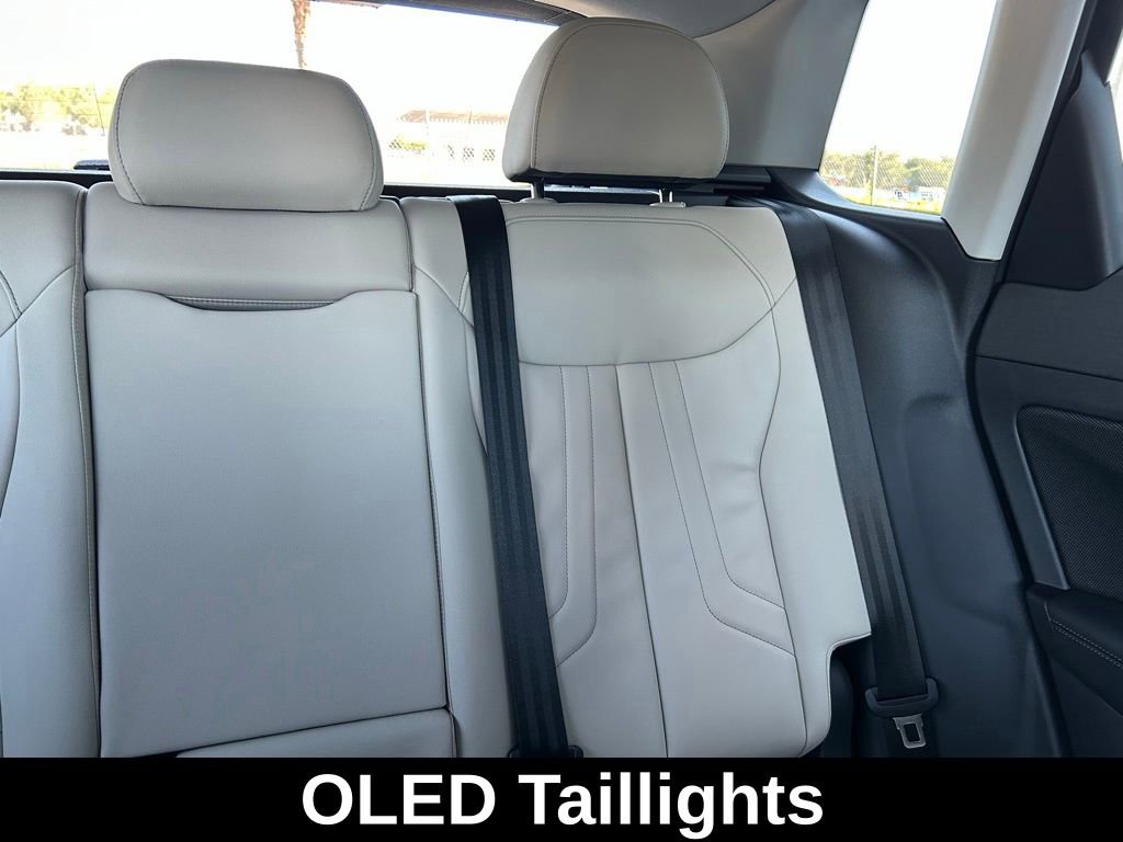 New 2026 Audi Q3 quattro 2.0T AWD/4WD image 14