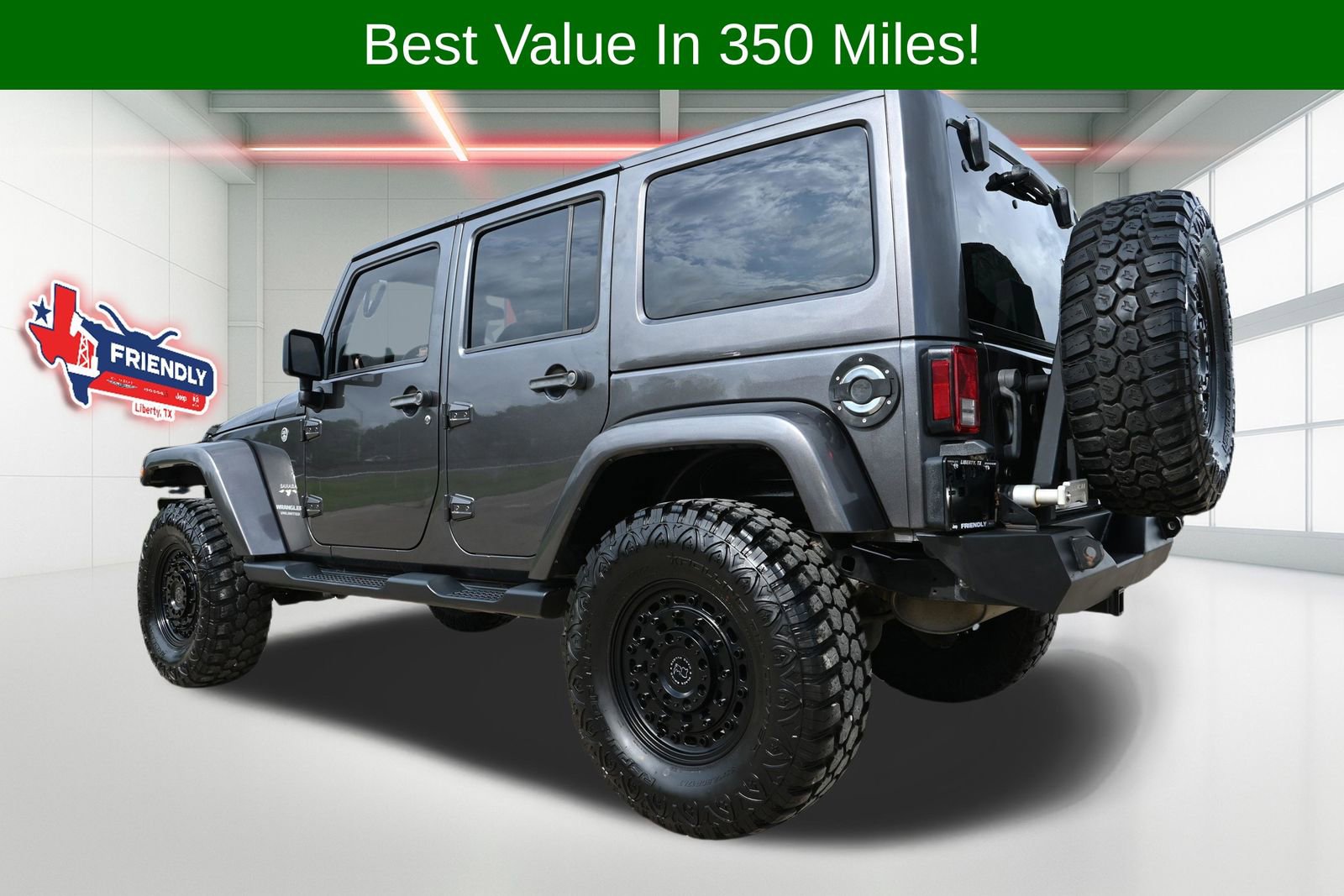 Used 2016 Jeep Wrangler Unlimited Sahara w/ Connectivity Group image 2