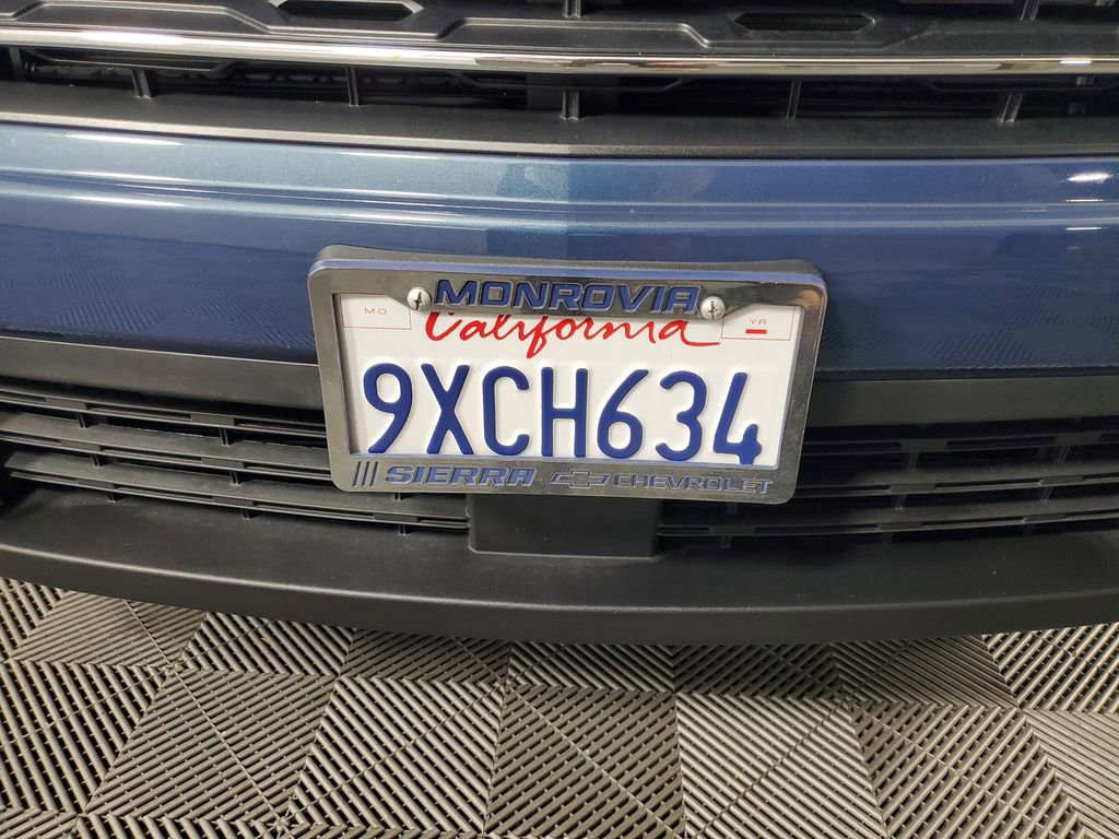 Used 2026 Chevrolet Traverse LT w/ Driver Confidence Package image 10