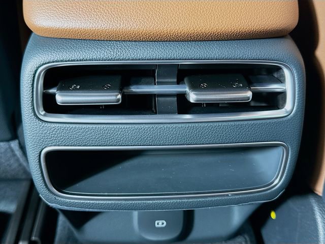 New 2026 Genesis GV70 2.5T Advanced image 18