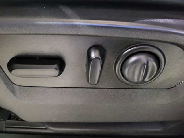 Used 2021 GMC Sierra 2500 SLT w/ SLT Convenience Package image 37