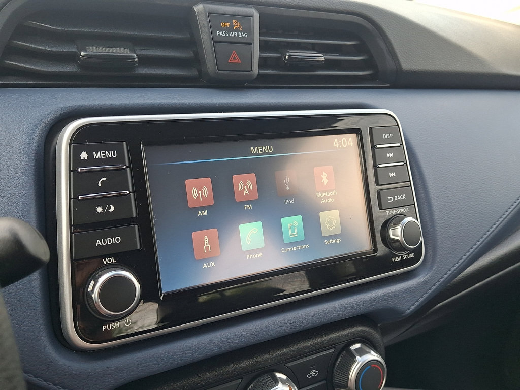 Used 2024 Nissan Versa SV FWD image 27
