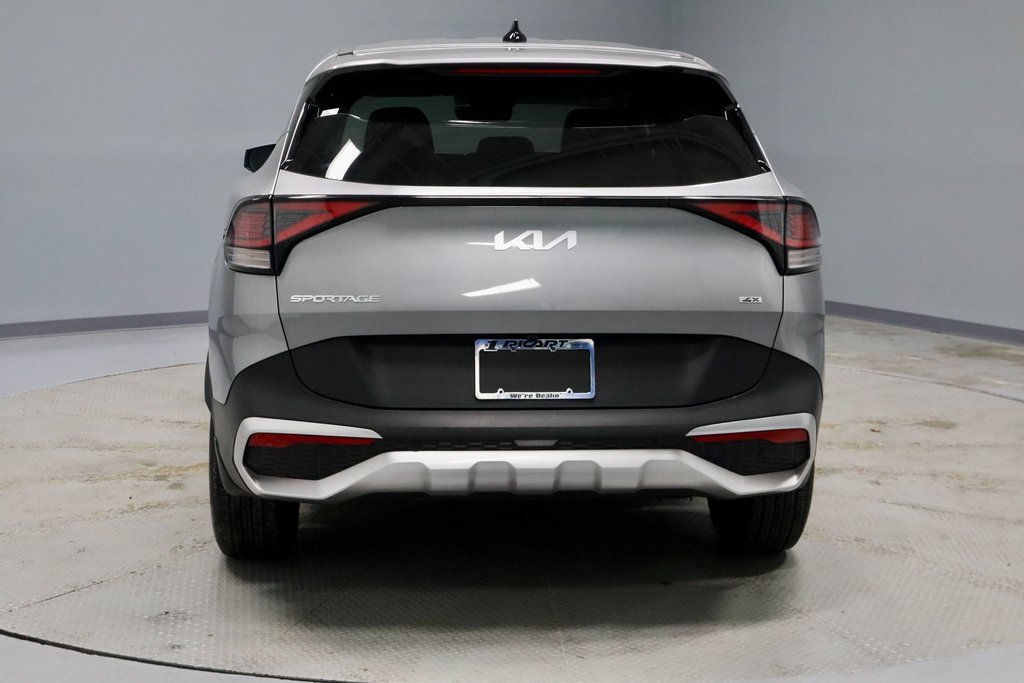 Used 2023 Kia Sportage LX image 10