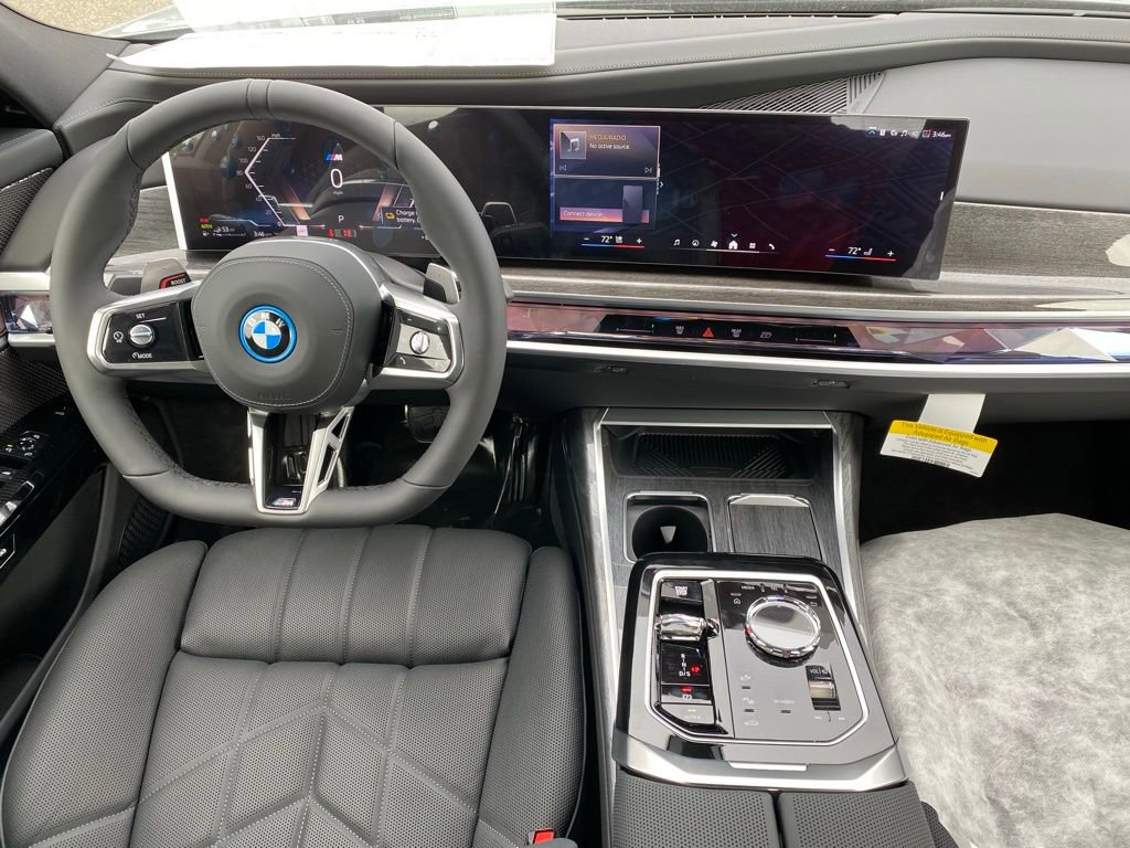 New 2026 BMW 750e xDrive w/ Executive Package image 12