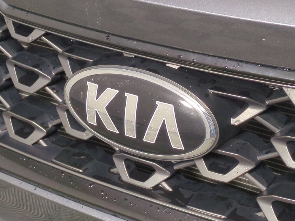 Used 2021 Kia Sorento S w/ Panoramic Sunroof Package AWD/4WD image 13