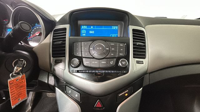 Used 2014 Chevrolet Cruze LS FWD image 22