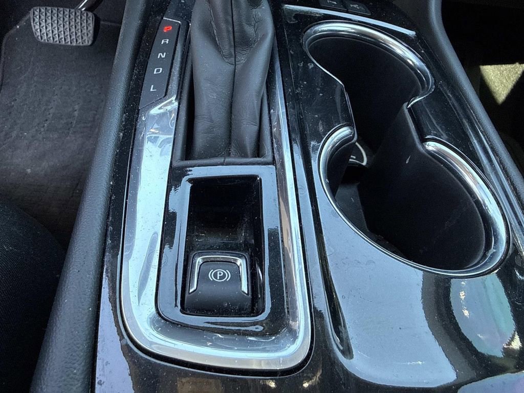 Used 2023 Chevrolet Equinox Premier image 36