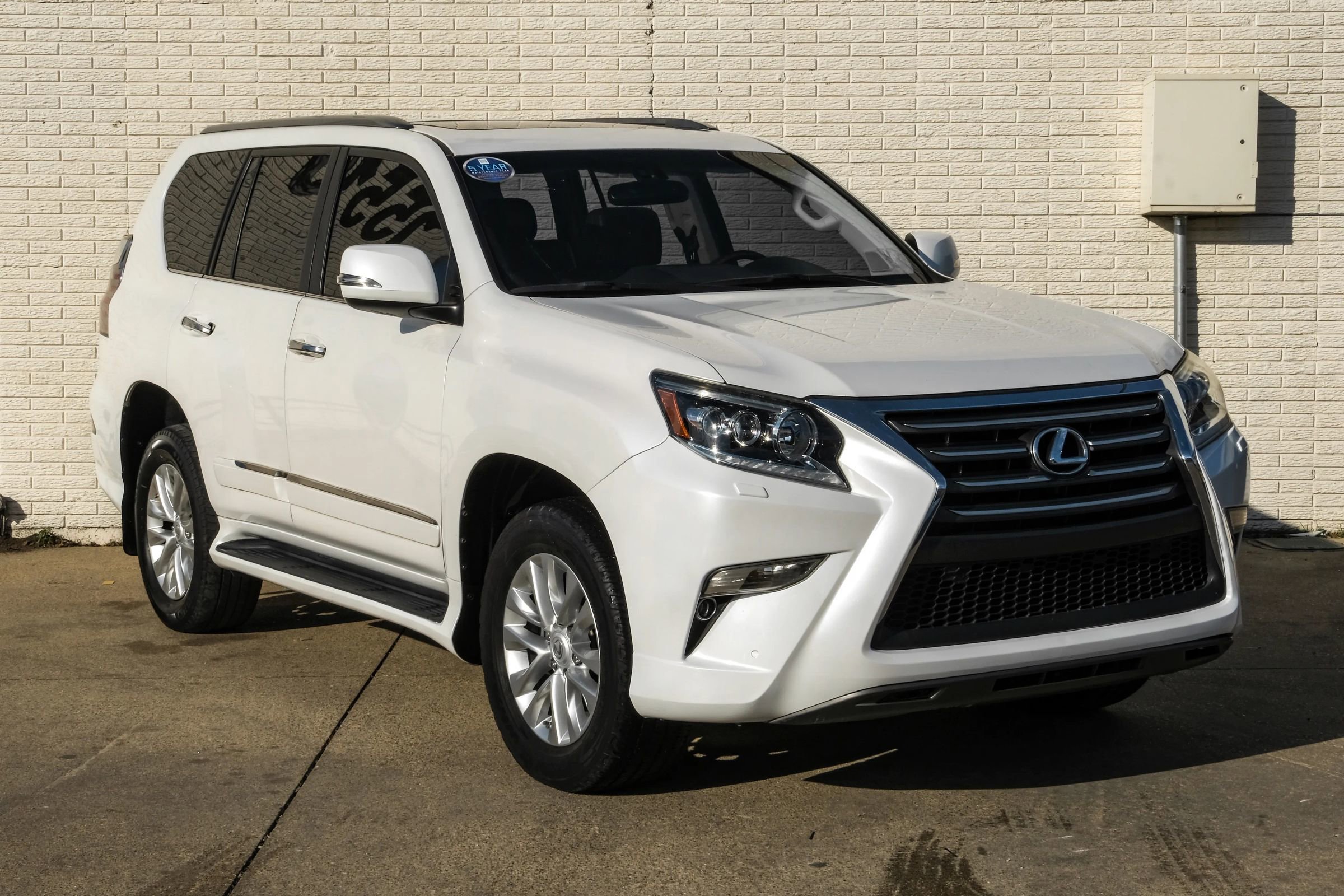 Used 2017 Lexus GX 460 image 6