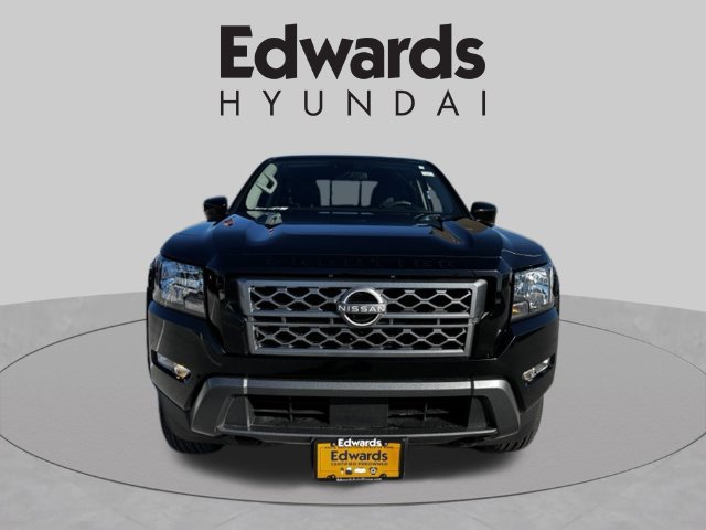 Used 2022 Nissan Frontier SV AWD/4WD image 2