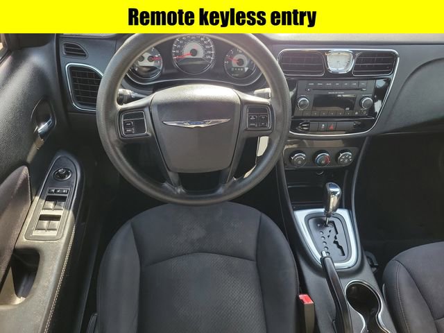 Used 2014 Chrysler 200 LX FWD image 9