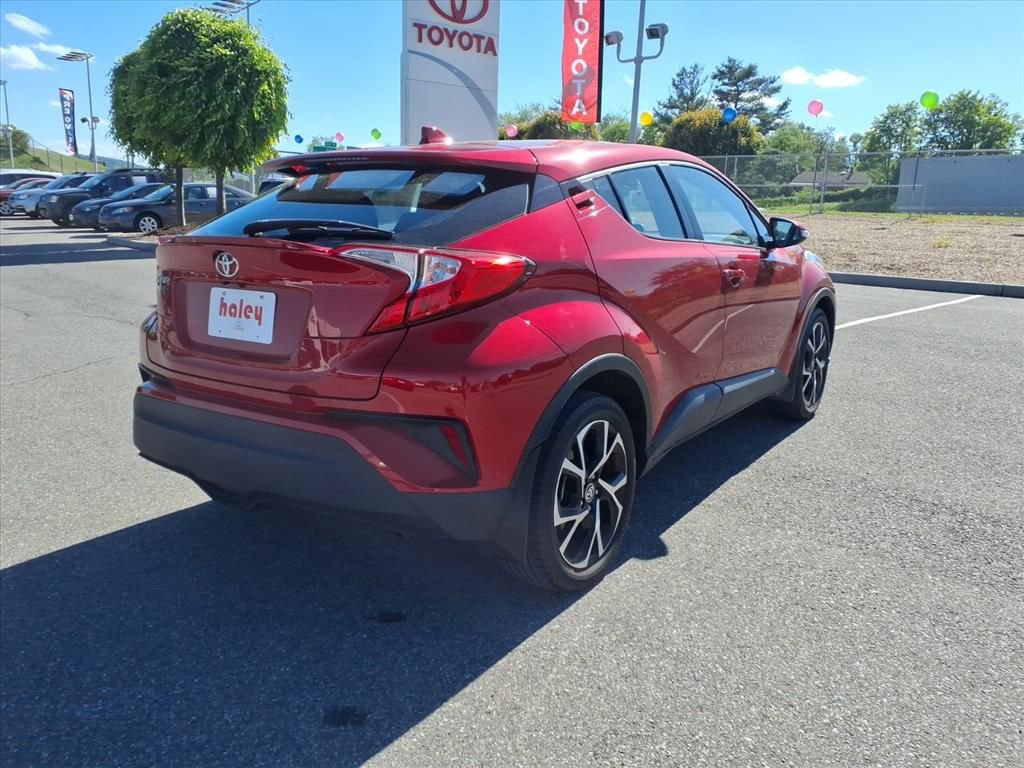 Certified 2021 Toyota C-HR XLE FWD image 4