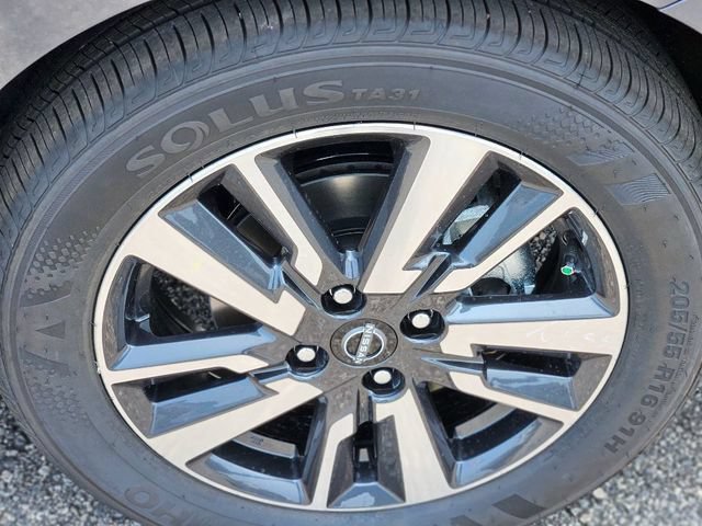 New 2025 Nissan Versa S w/ S Plus Package FWD image 8