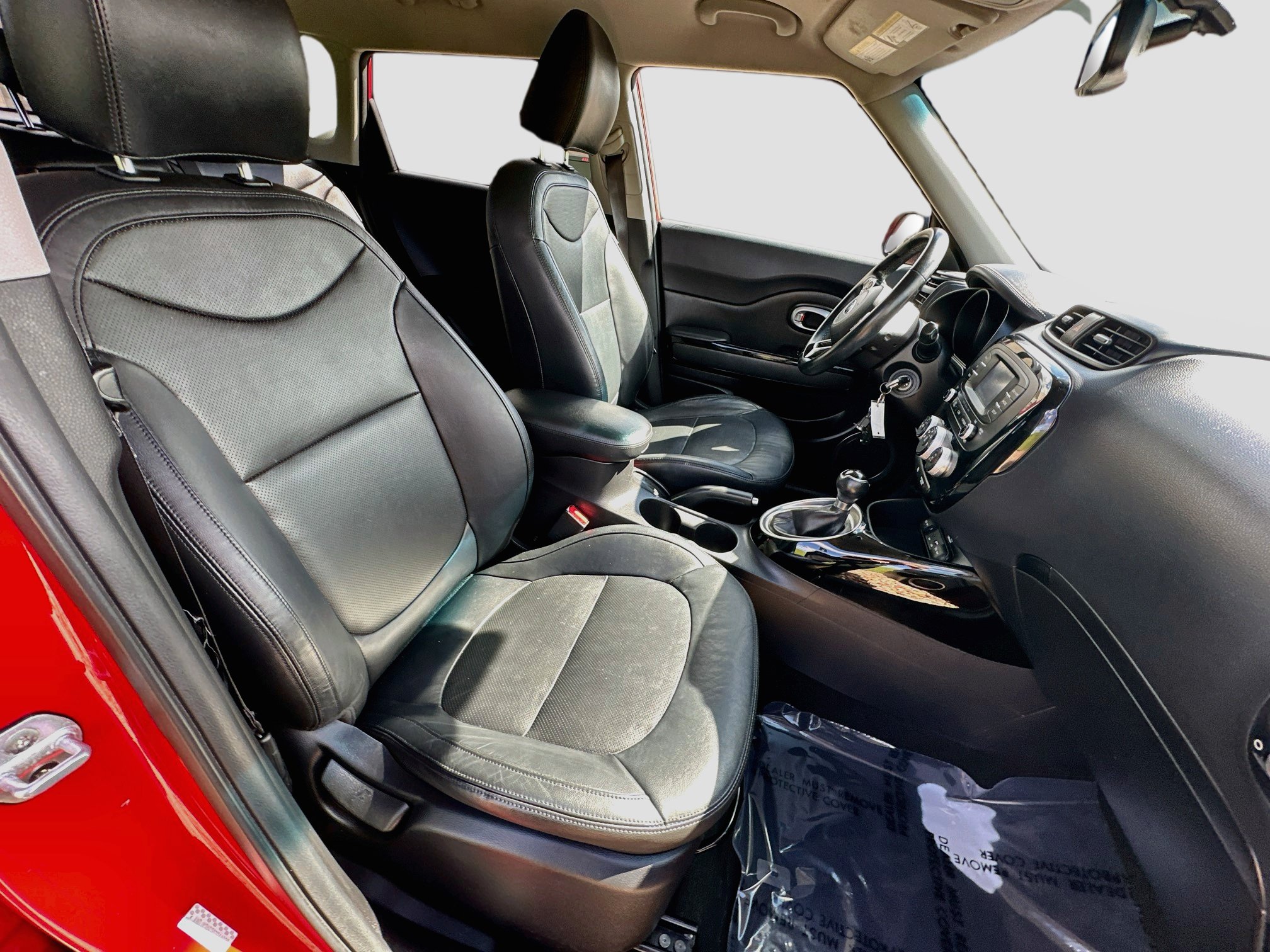 Used 2016 Kia Soul ! FWD image 29