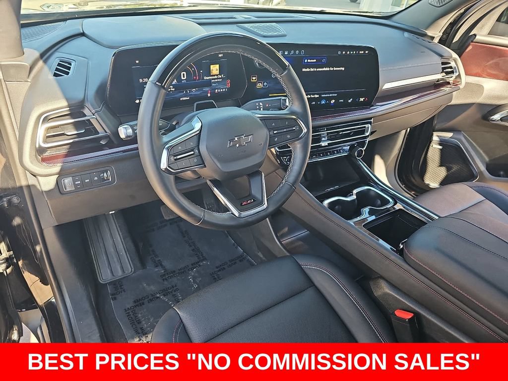 Used 2024 Chevrolet Traverse Z71 w/ Enhanced Driving Package AWD/4WD image 17