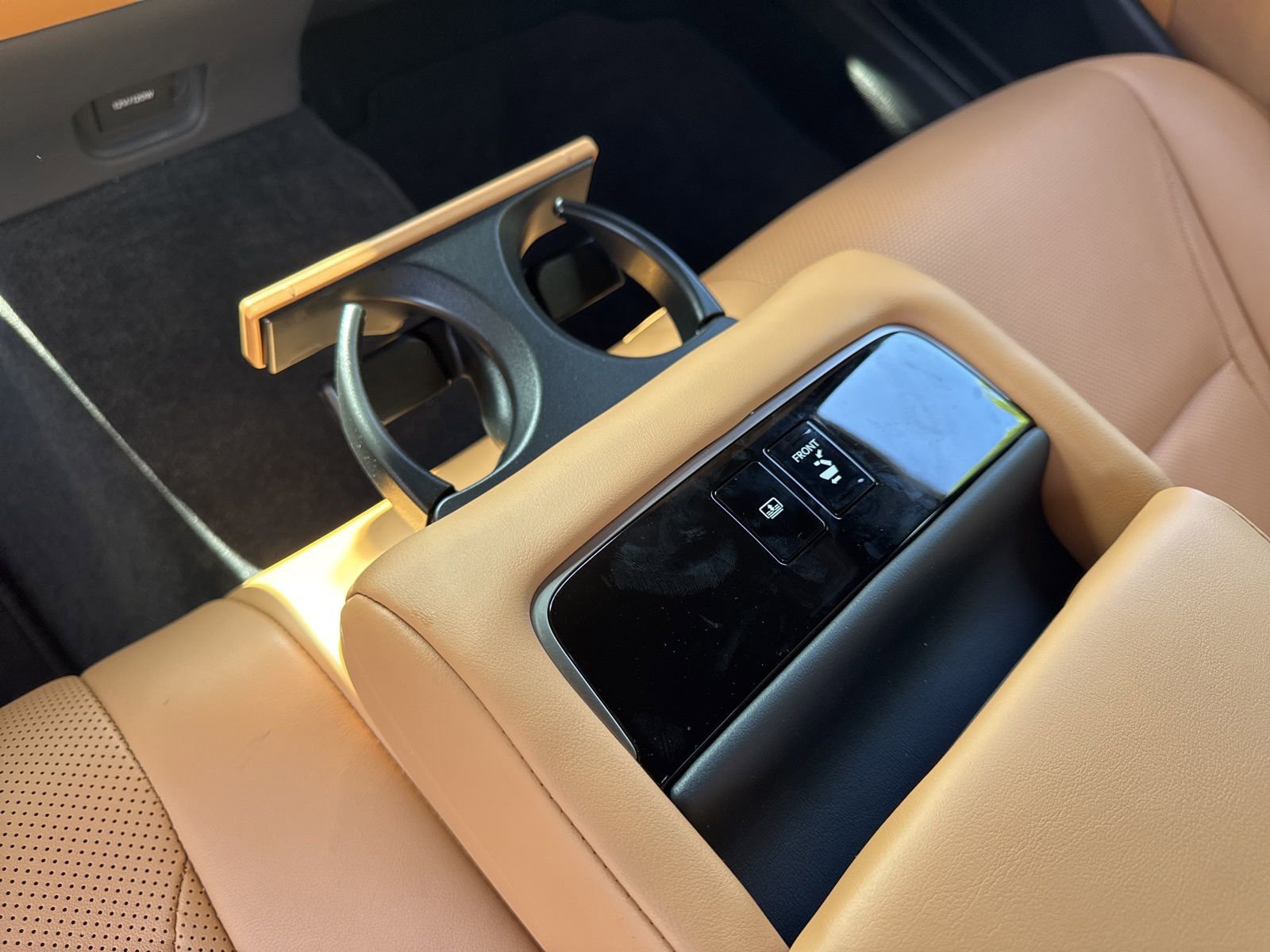 Used 2024 Lexus LS 500 image 12
