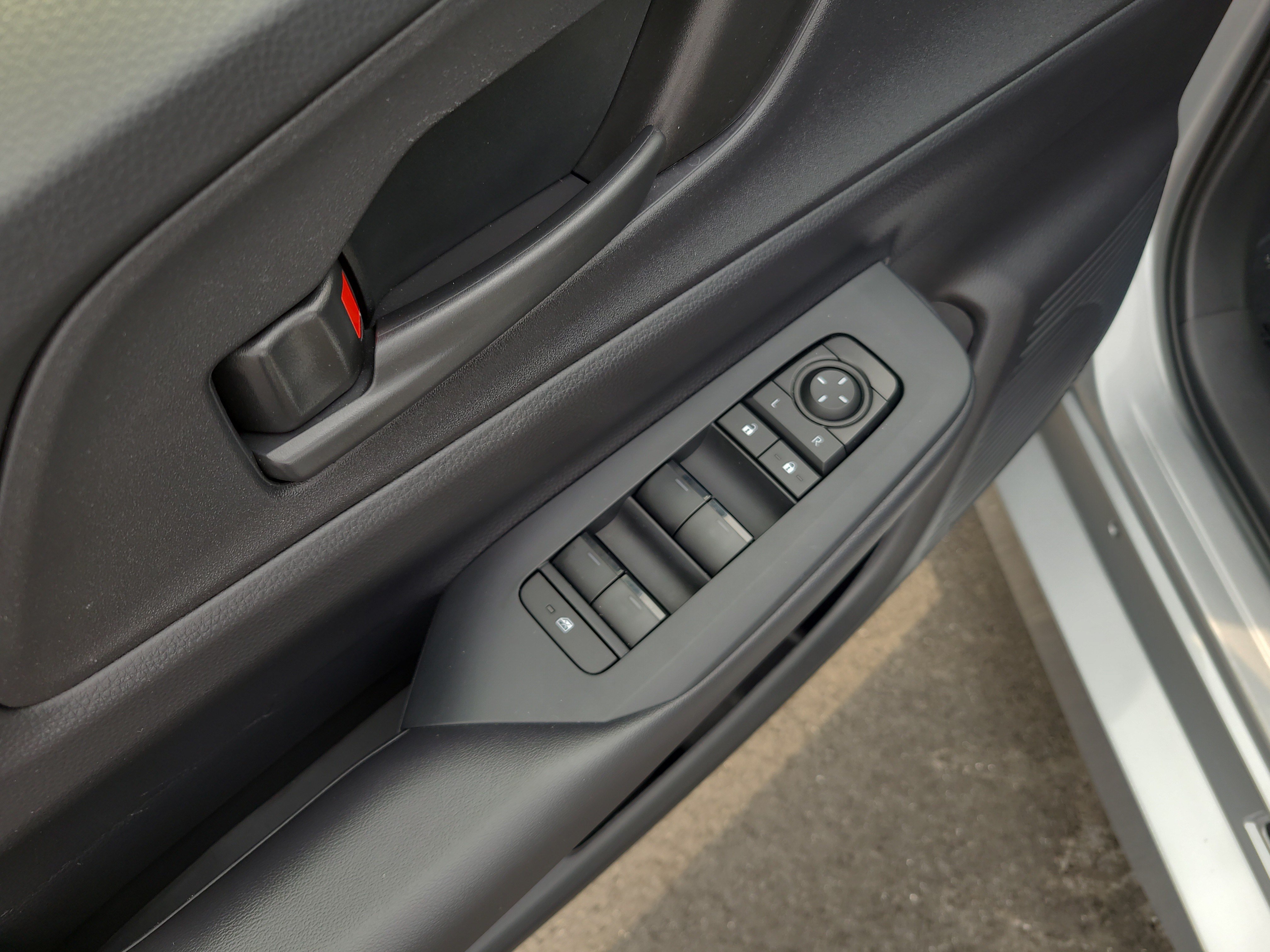 Certified 2026 Toyota Prius Plug-In Hybrid FWD image 13