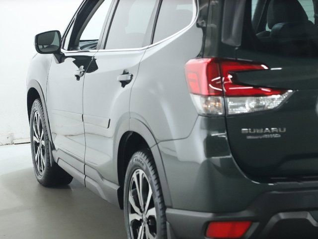 Certified 2023 Subaru Forester Limited image 43