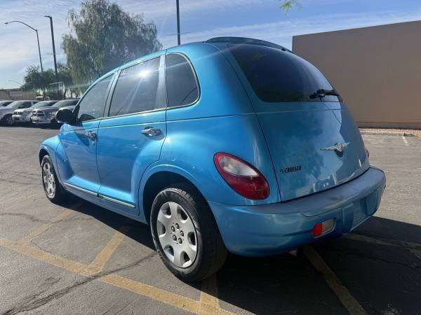 Used 2009 Chrysler PT Cruiser FWD image 5