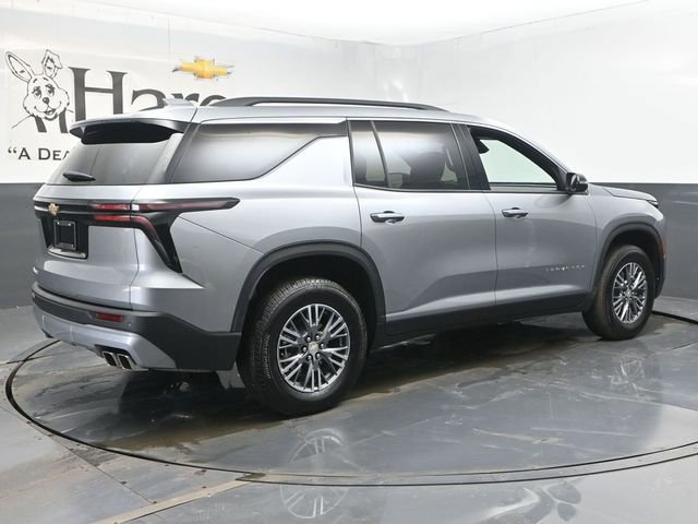 Used 2025 Chevrolet Traverse LT image 51